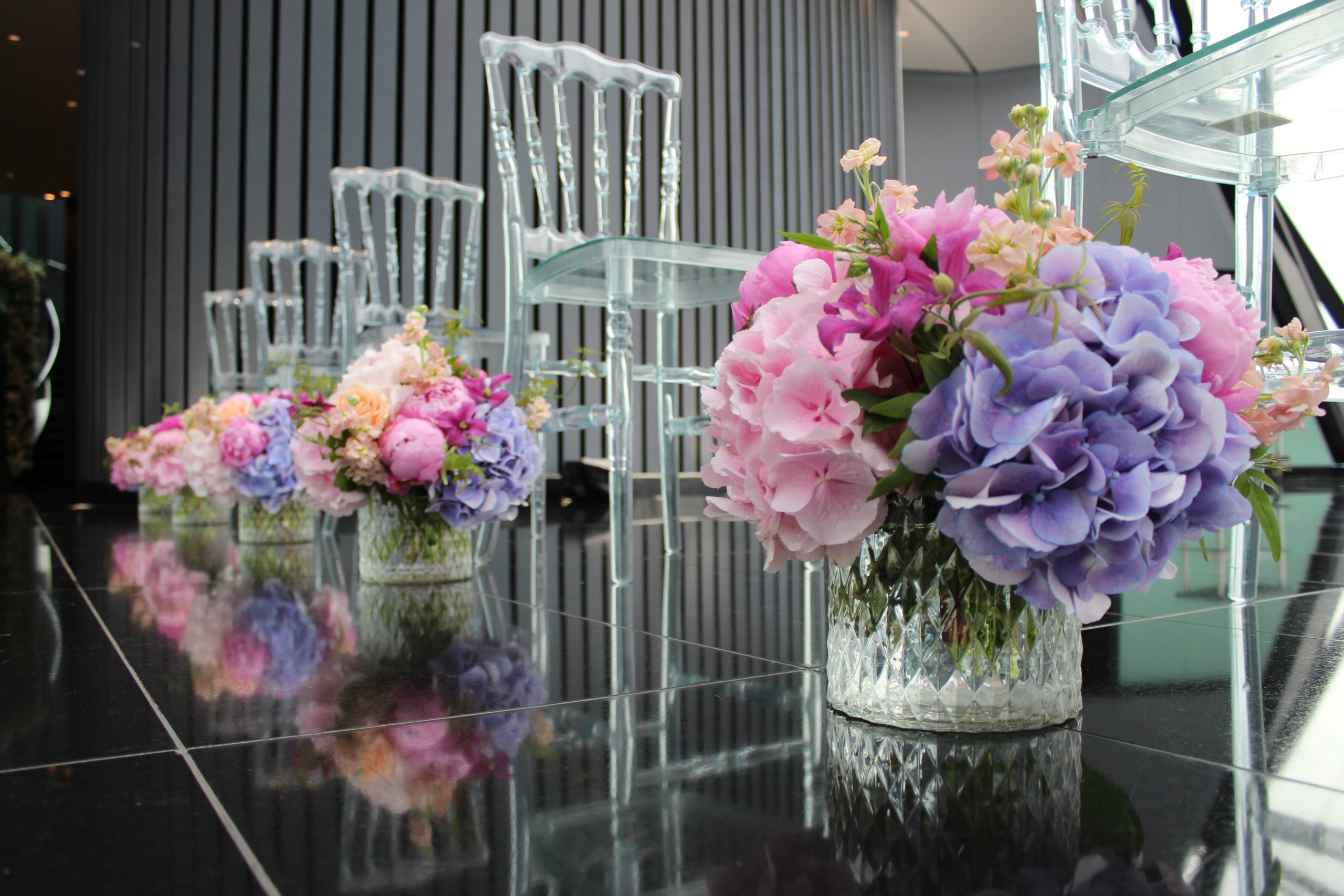 gherkin-asile-wedding-flowers